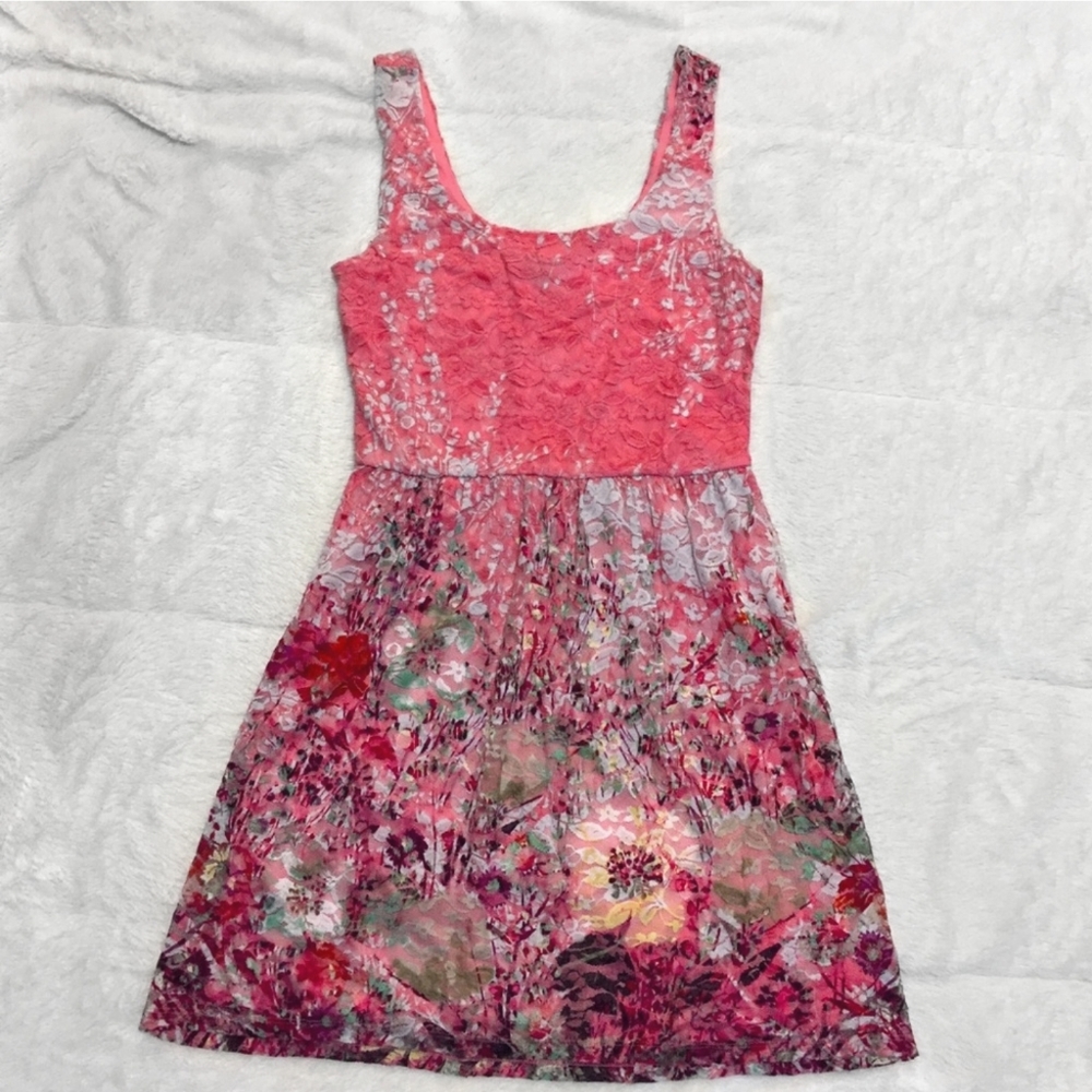 As U Wish floral lace dress Sleveless fit and flare